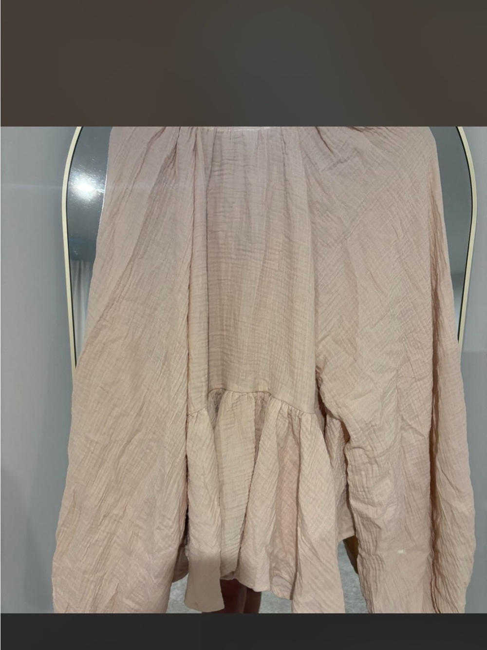 Missguided cream  Ruffled set - Picture 2 of 3
